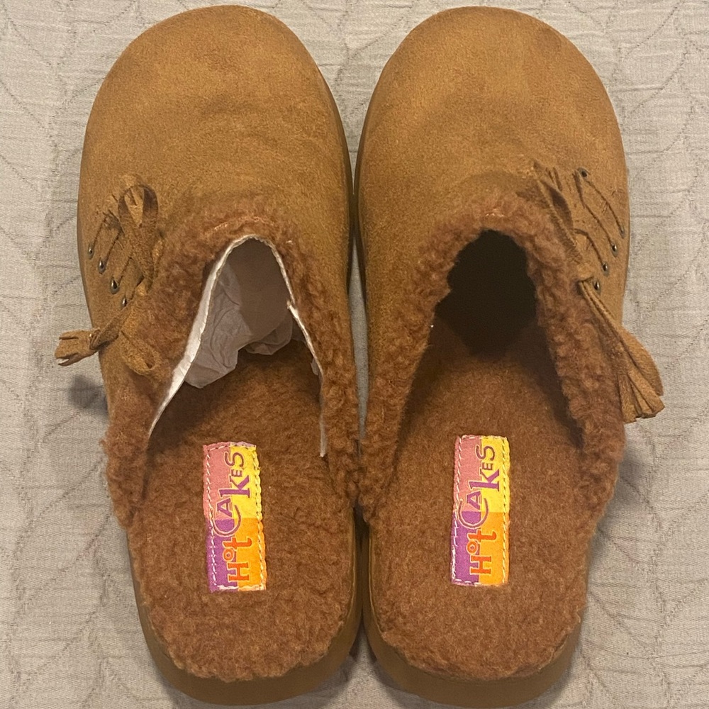 Hot Cakes Clogs - Picture 6 of 8